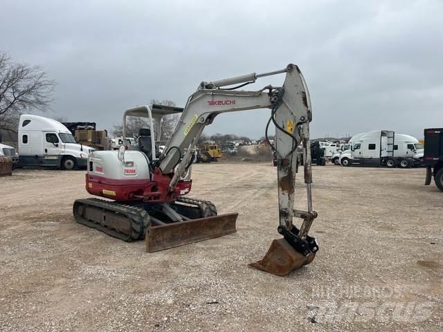 Takeuchi TB260 Excavatoare pe șenile
