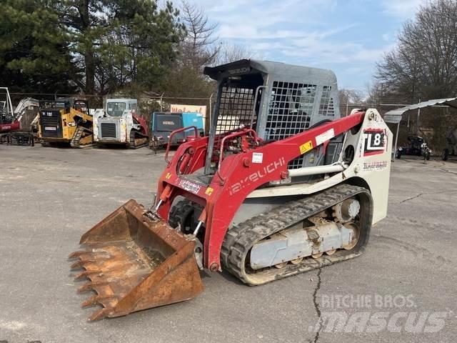 Takeuchi TL8 Mini incarcator