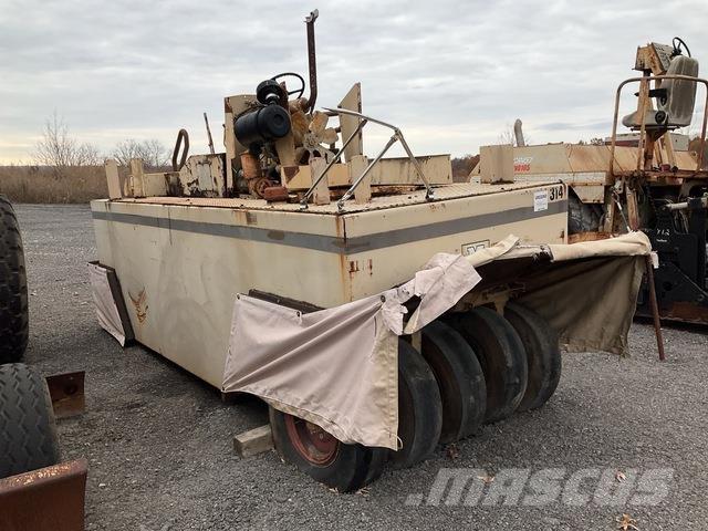 Tampo  Cilindri compactori cu roti