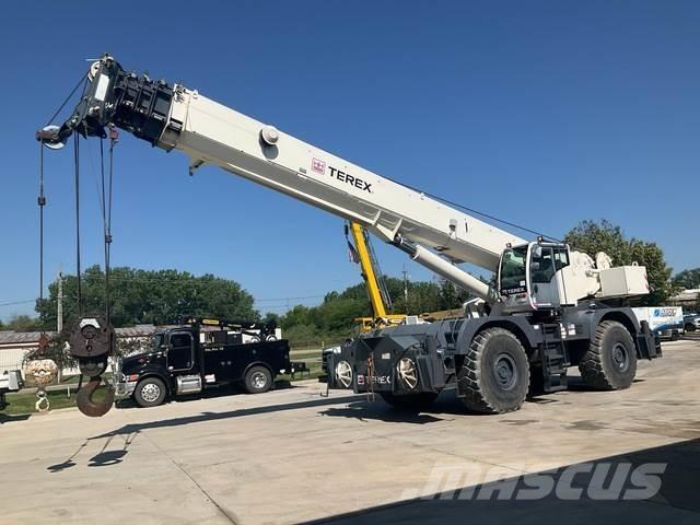 Terex RT110 Macara teren accidentat