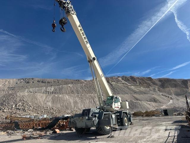 Terex RT175 Macara teren accidentat