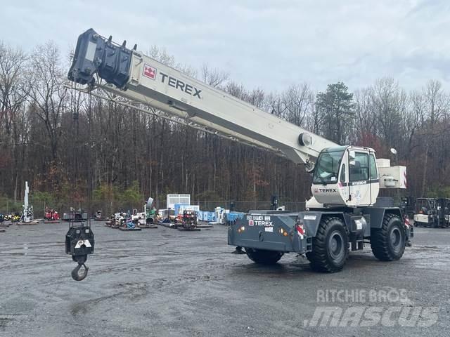 Terex RT230-2 Macara teren accidentat