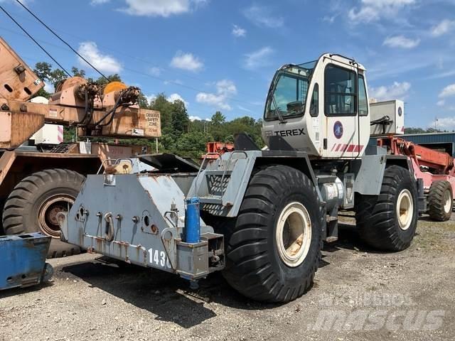 Terex RT335-1 Macara teren accidentat