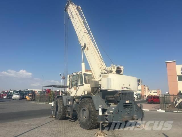 Terex RT555 Macara teren accidentat