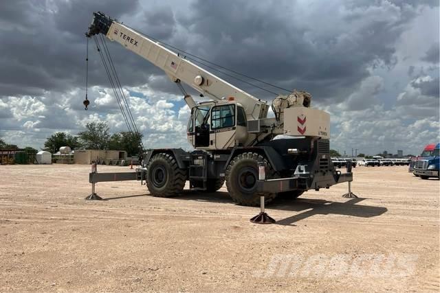 Terex RT555-2 Macara teren accidentat
