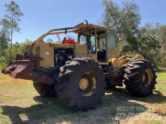 Timberjack 460 Utilaje de manevrarea a bustenilor