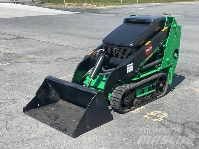Toro 22323G Mini incarcator