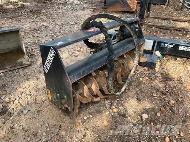 Toro 22445 Grapa si pluguri rotative