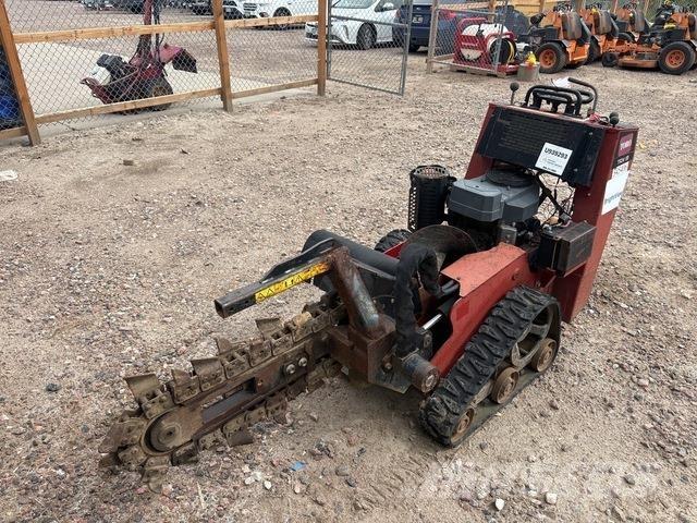 Toro TRX-19 Excavatoare de santuri