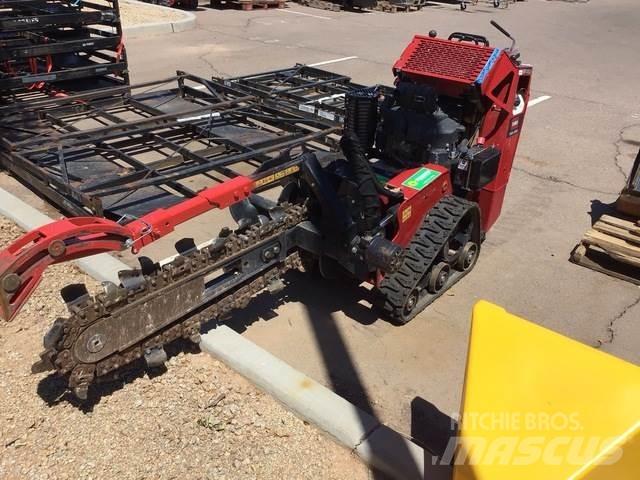 Toro TRX-250 Excavatoare de santuri