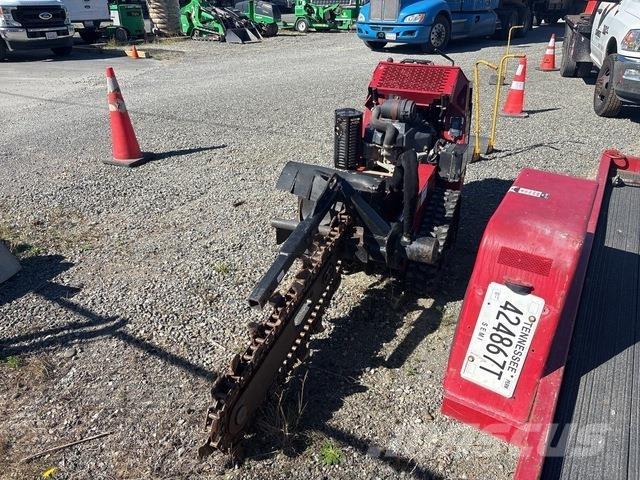 Toro TRX 250 Excavatoare de santuri