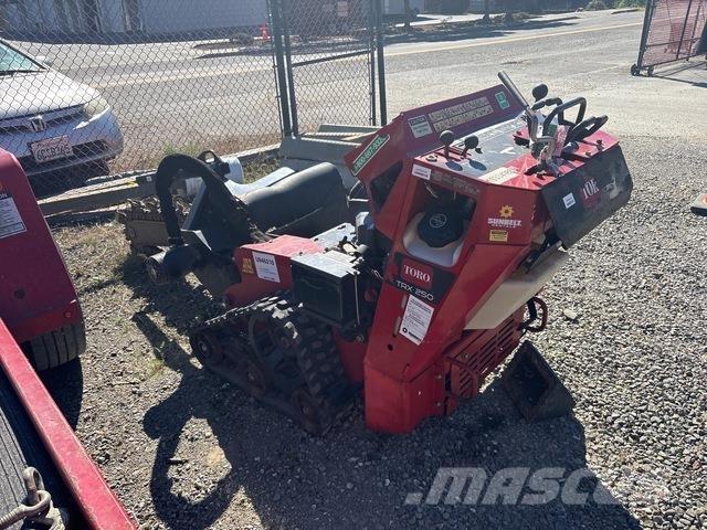 Toro TRX 250 Excavatoare de santuri