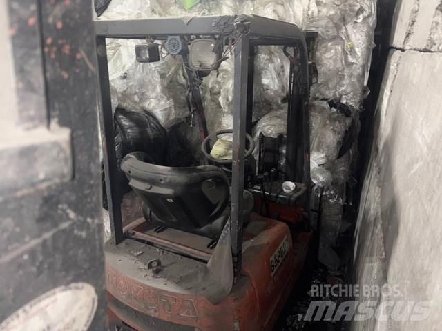 Toyota 403FG9 Utilaje construcții - Altele