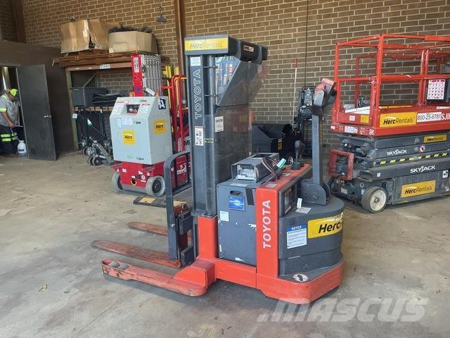 Toyota 6BWS20 Transpaleti autopropulsanti