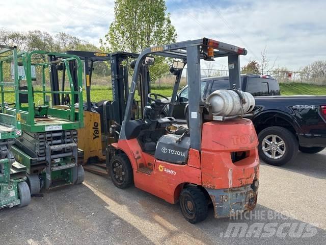 Toyota 7FGCU25 Utilaje construcții - Altele