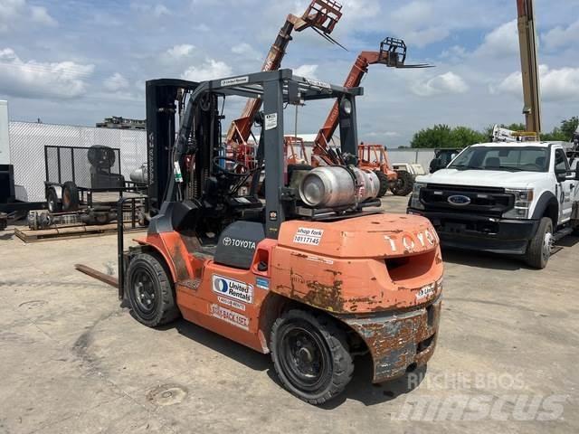Toyota 7FGU35 Utilaje construcții - Altele