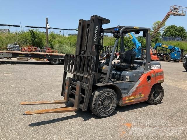 Toyota 8FD35U Utilaje construcții - Altele