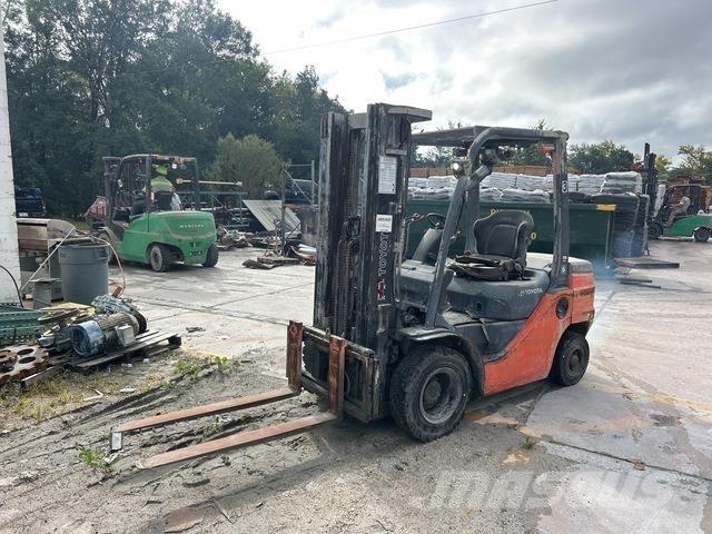 Toyota 8FDU25 Strivuitoare-altele