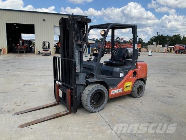 Toyota 8FGU30 Strivuitoare-altele
