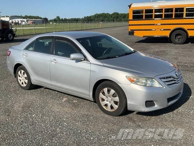 Toyota Camry Masini