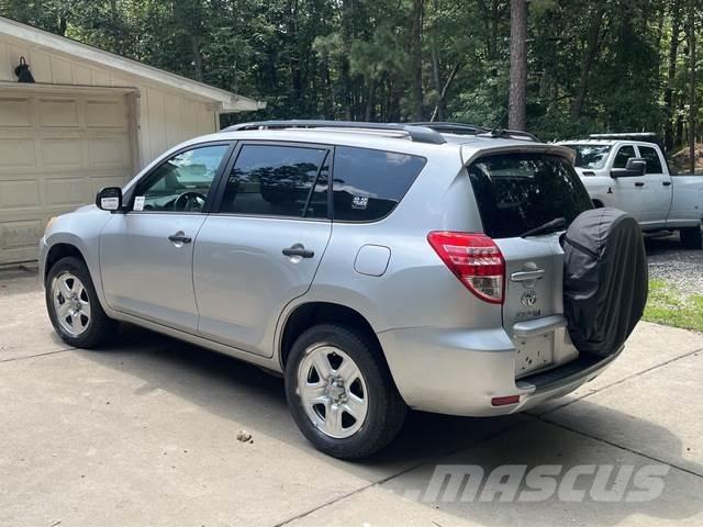 Toyota RAV4 Masini