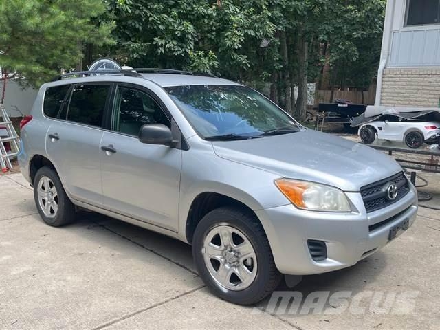Toyota RAV4 Masini