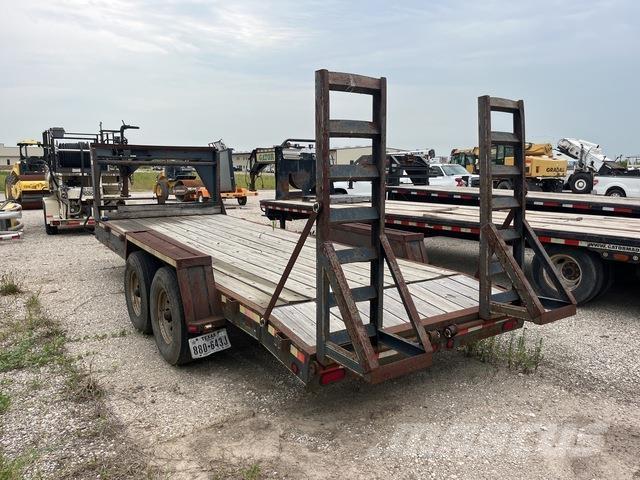 Trailmaster  Remorci transport vehicule