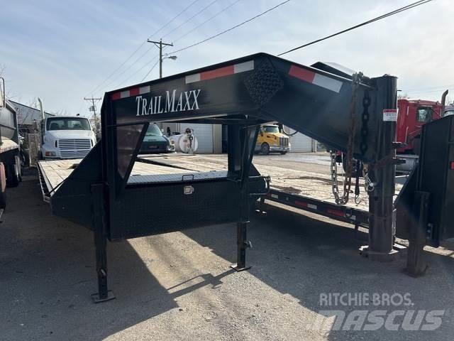 TrailMaxx  Remorci transport vehicule
