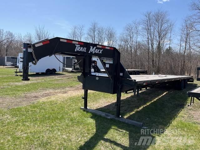 TrailMaxx  Remorci transport vehicule