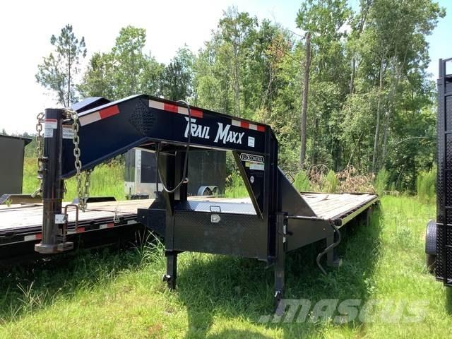 TrailMaxx  Remorci transport vehicule