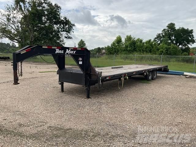 TrailMaxx  Remorci transport vehicule