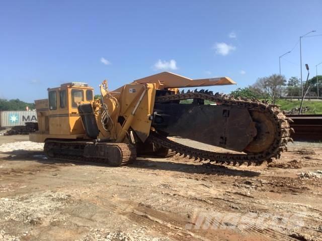 Trencor 1400L Excavatoare de santuri