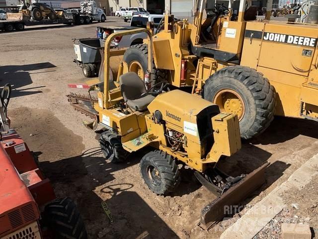 Vermeer RT450 Excavatoare de santuri