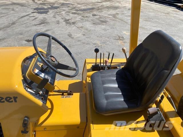 Vermeer RT450 Excavatoare de santuri