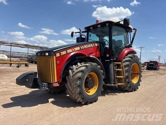 Versatile 260 Tractoare