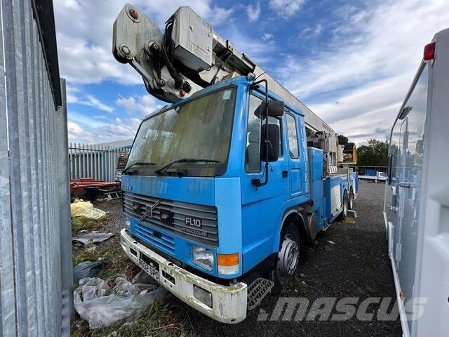 Volvo  Platforme aeriene montate pe camion