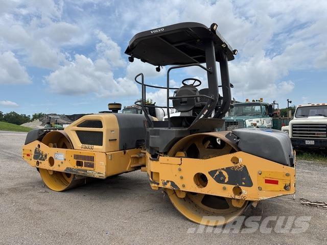 Volvo DD120B Cilindri compactori dubli