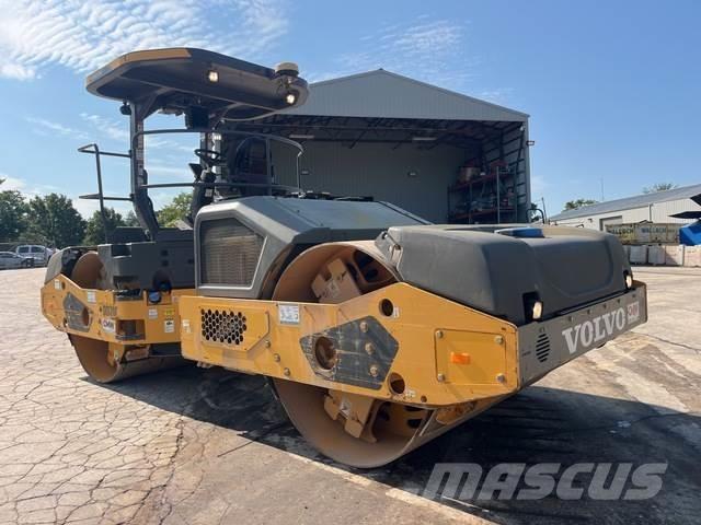Volvo DD120C Cilindri compactori dubli