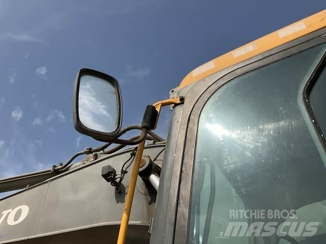 Volvo EC210D Excavatoare pe șenile
