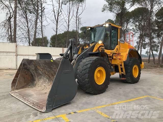 Volvo L150H Incarcator pe pneuri