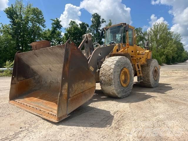 Volvo L220E Incarcator pe pneuri