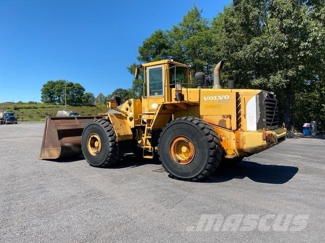 Volvo L220E Incarcator pe pneuri