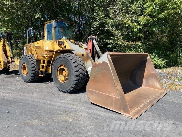 Volvo L220E Incarcator pe pneuri