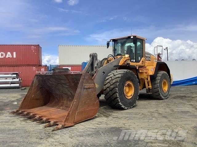 Volvo L220H Incarcator pe pneuri