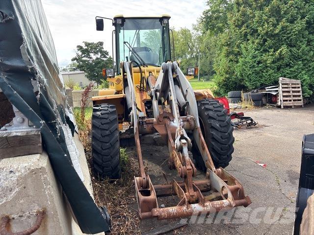 Volvo L40TP Incarcator pe pneuri