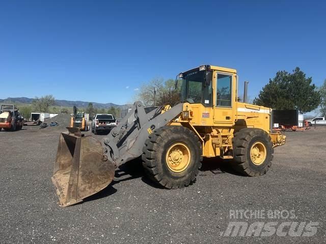 Volvo L70D Incarcator pe pneuri