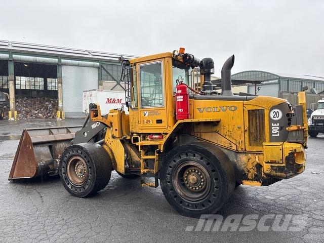 Volvo L90E Incarcator pe pneuri