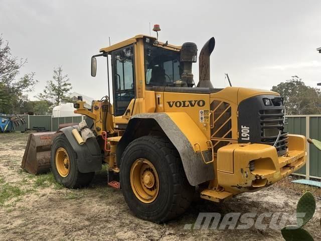 Volvo L90F Incarcator pe pneuri