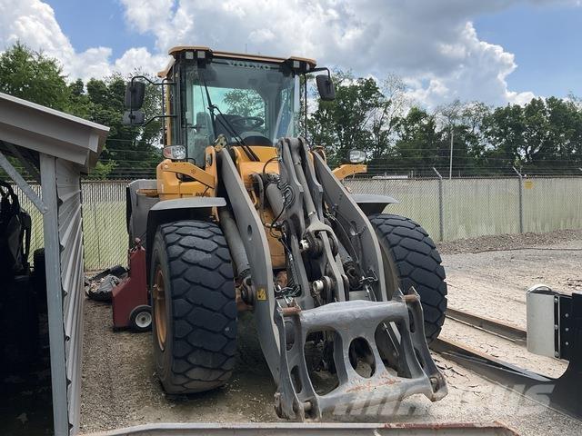 Volvo L90H Incarcator pe pneuri