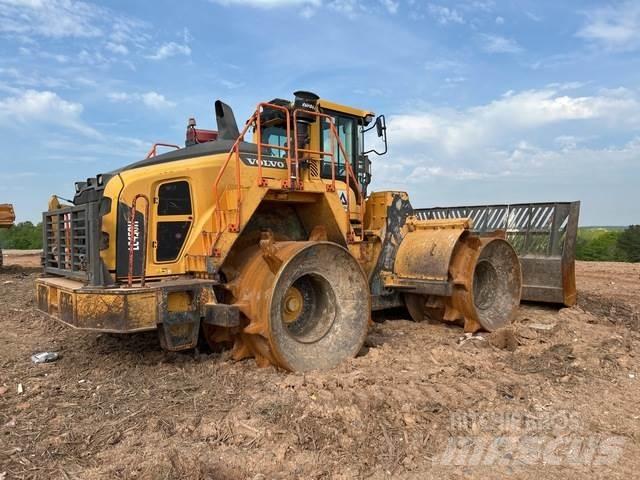Volvo LC450H Compactoare sol